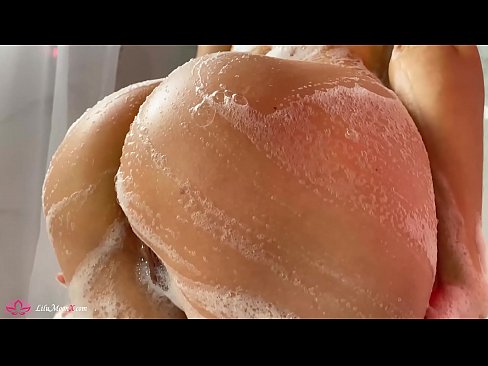 ❤️ Bruneta își masturbează păsărica cu un vibrator până la orgasm intens în duș ❌  at ro.port-amurasso.ru ❌️