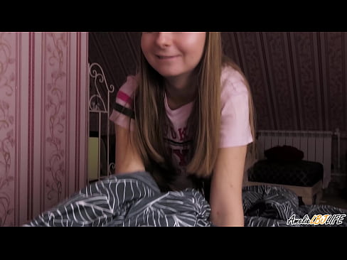 ❤️ Blondina îi suge adânc prietenei ei și primește spermă în gură ❌  at ro.port-amurasso.ru ❌️